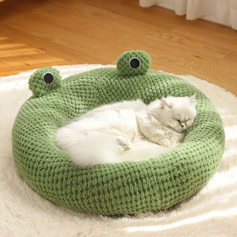 Comfortable And Unique Frog Designed Pet Bed